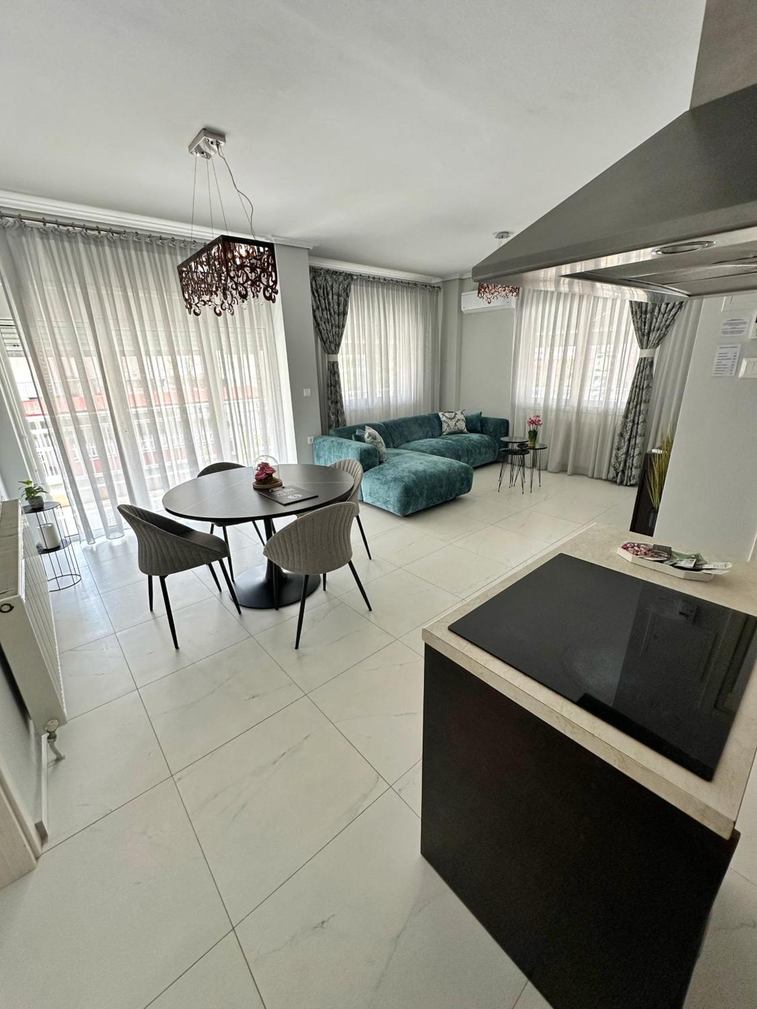 Eden Suite Paralia Exteriör bild